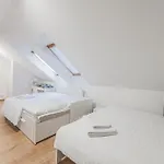 Flat Near Castle Stylish & Prime Location 1