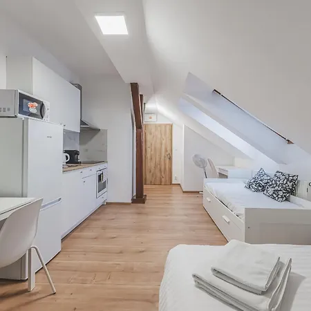 Prague Castle Area Flat, 2 Double Beds Daire Prag