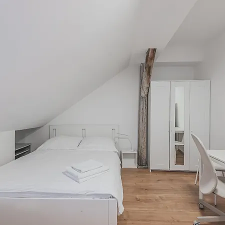Daire Prague Castle Area Flat, 2 Double Beds *