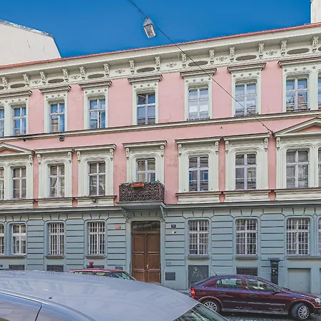 Prague Castle Area Flat, 2 Double Beds Daire Prag