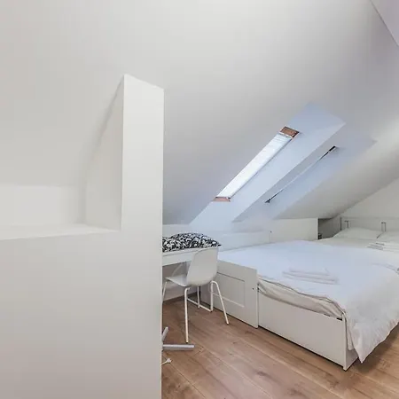 Castle Area Flat, 2 Double Beds * Prága