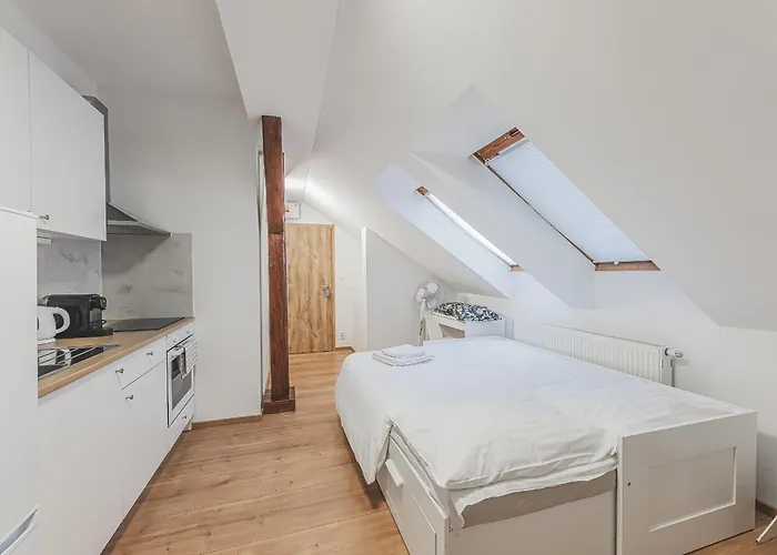 Flat Near Castle Stylish & Prime Location 1 Lejlighed *