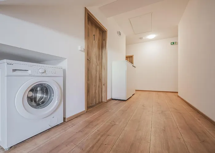 Flat Near Castle Stylish & Prime Location 1 * Prag